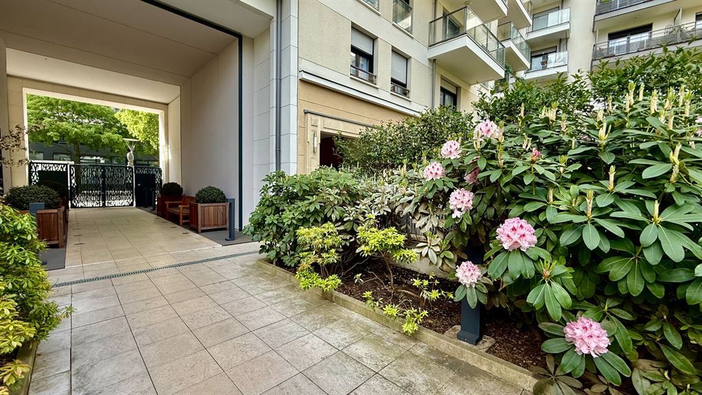 appartement 2 pièces en vente sur BOIS COLOMBES (92270)