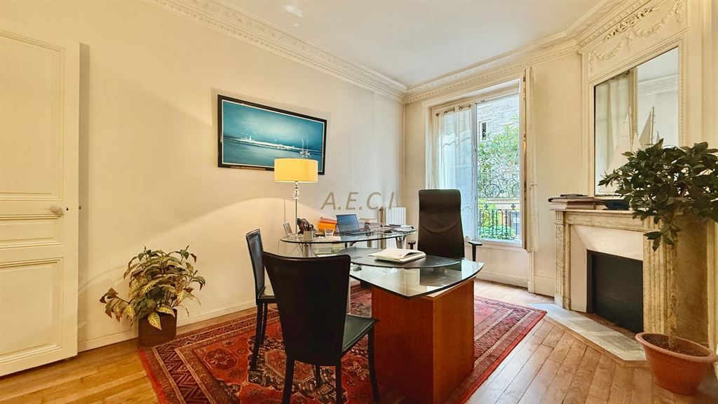 appartement 2 pièces en vente sur COURBEVOIE (92400)