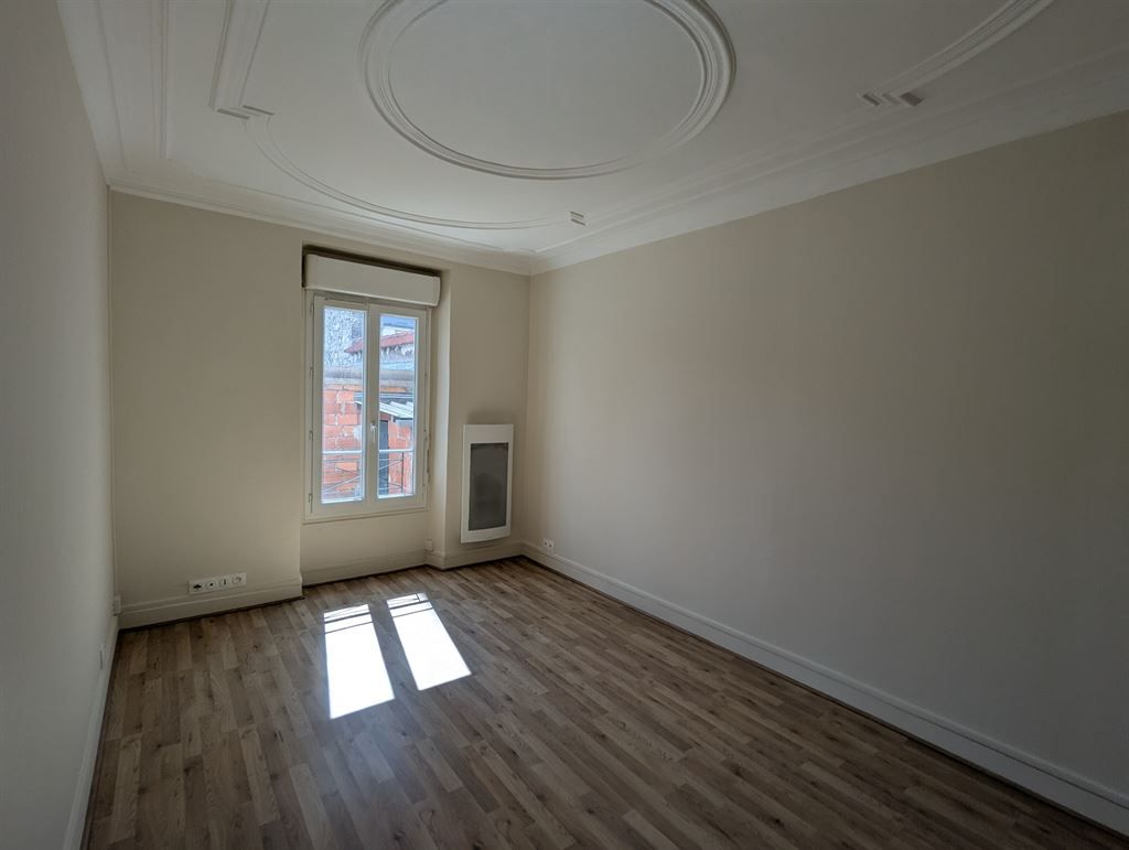 studio en location sur ASNIERES SUR SEINE (92600)
