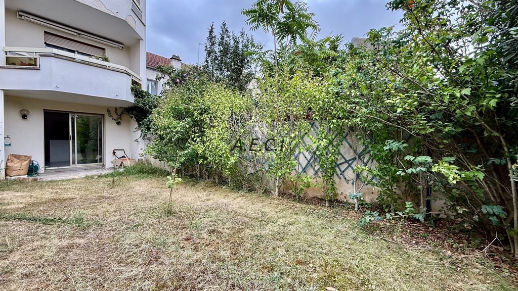 appartement 2 pièces en vente sur BOIS COLOMBES (92270)