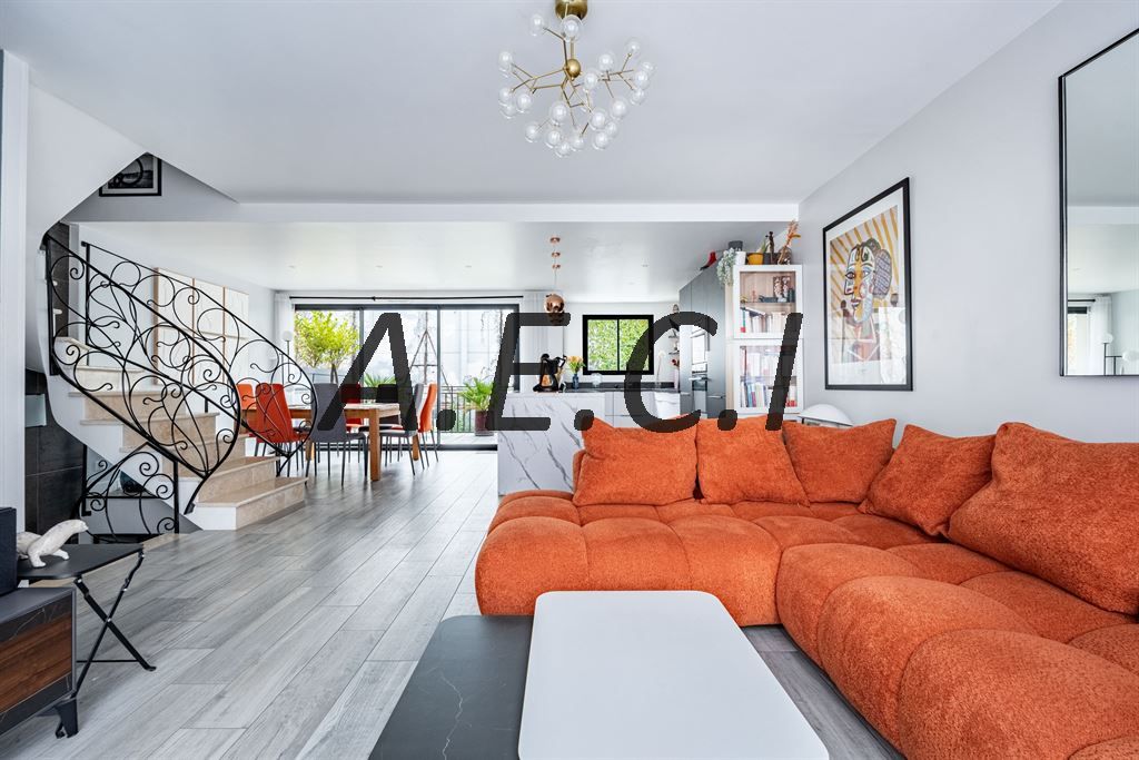 maison 8 pièces en vente sur BOIS COLOMBES (92270)