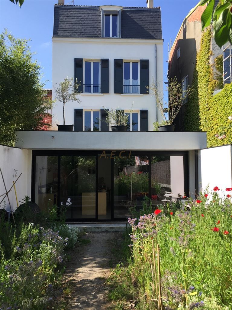 maison 7 pièces en vente sur BOIS COLOMBES (92270)