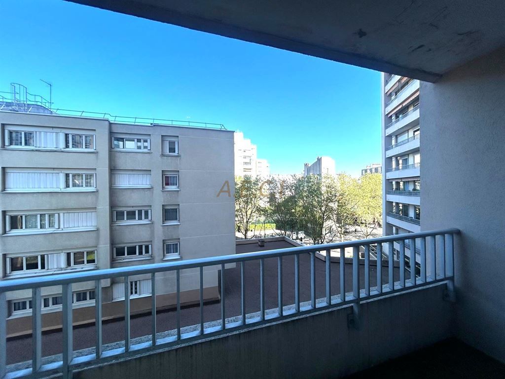 appartement 1 pièce en location sur COURBEVOIE (92400)