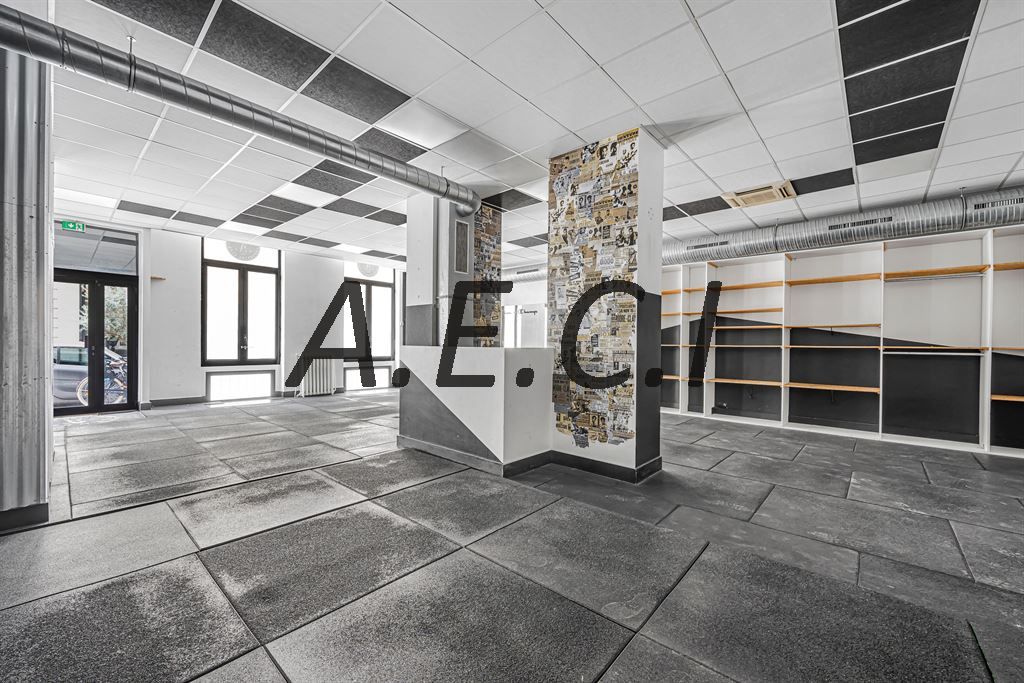 commerce en vente sur PARIS (75017)